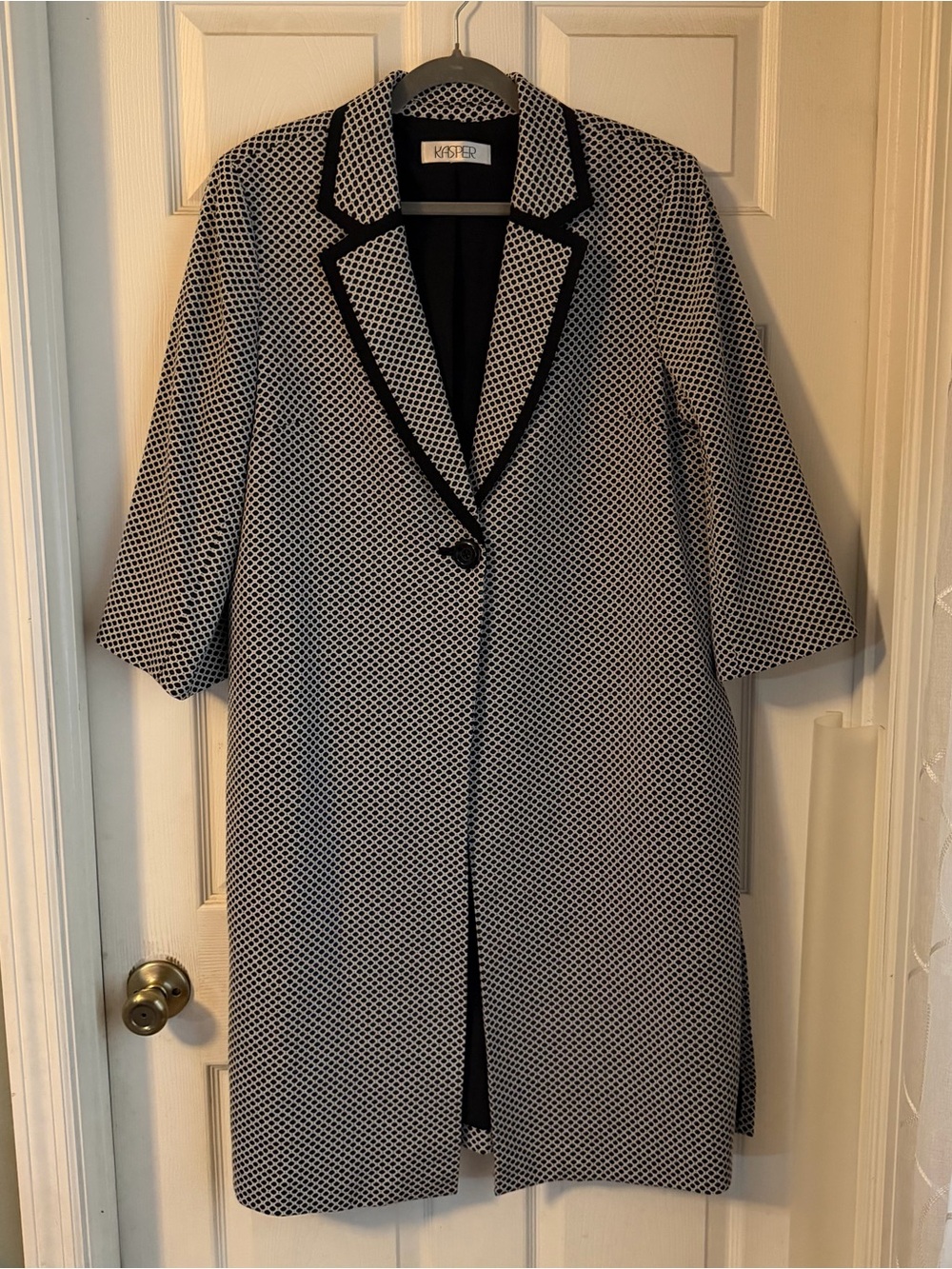 KASPER Black White Jacquard Long Topper Jacket Size 16